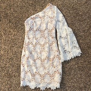 Elegant White Lace Dress